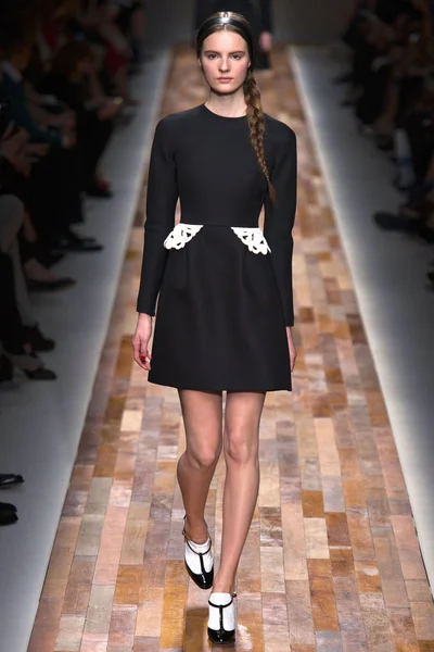 Look 5